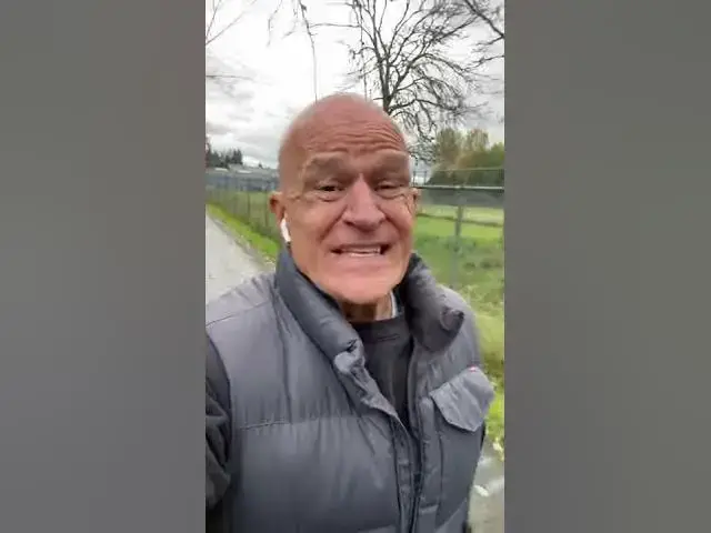 Video thumbnail for Being Grateful for the Family You Are Born Into  - That Gratitude Guy #Shorts