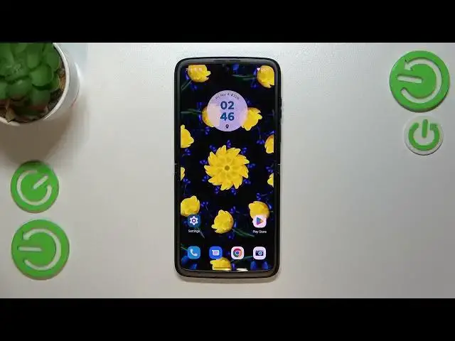 'Video thumbnail for How to Show Battery Percentage on Motorola Razr 2022'