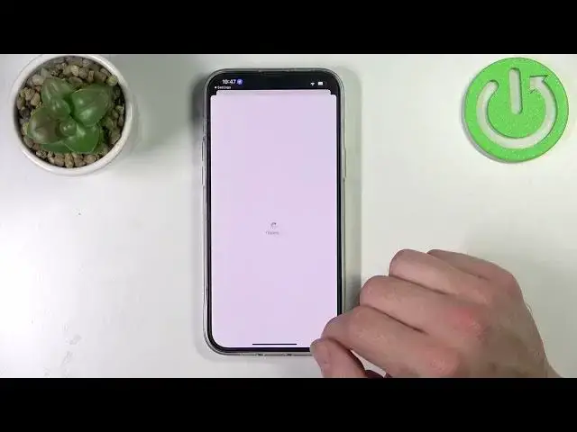 Video thumbnail for iPhone 14 Plus - remove cards from apple wallet