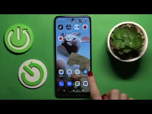 'Video thumbnail for How to Check Serial Number in MOTOROLA Moto E32S'