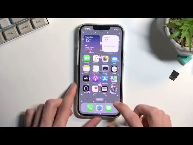 'Video thumbnail for The Best Tips and Tricks on iPhone 14 - Hide Apps or Copy Text from Photo on iOS 16'