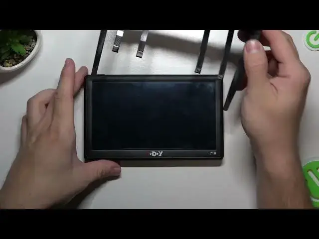 Video thumbnail for How to Attach XGODY 718BT 7" Inch Car GPS Navigation SAT Bluetooth to the Sun Visor in Your Car