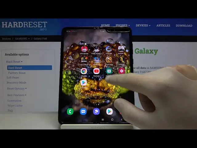 'Video thumbnail for Split Screen SAMSUNG Galaxy Fold – Use Double Screen'
