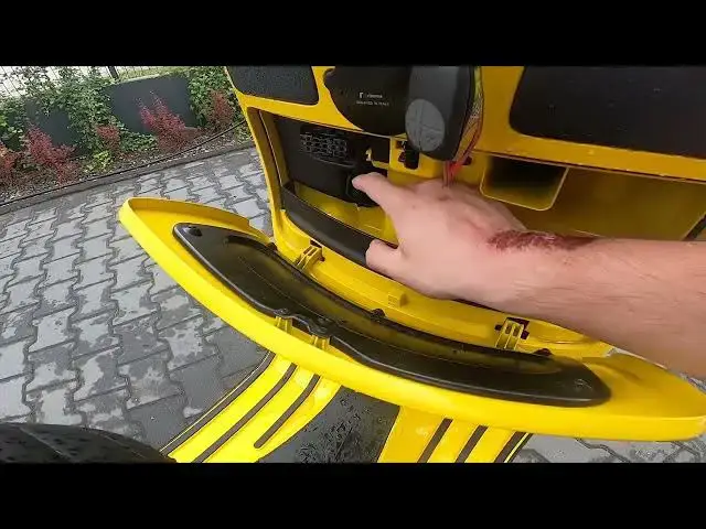 Video thumbnail for Where is USB Port in Vespa GTS ( 2005 - now ) | How to Find USB Port?