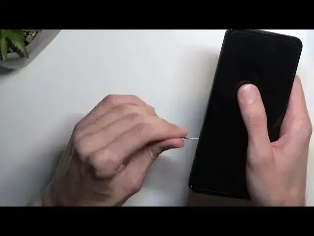 Video thumbnail for How to Insert Nano SIM in GOOGLE Pixel 5A - Set Up SIM Card