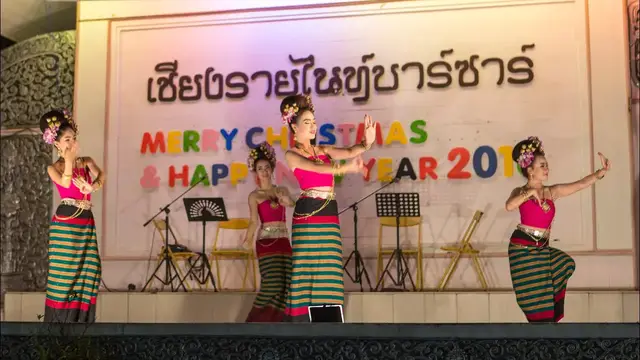'Video thumbnail for Nachtmarkt in Chiang Rai | Thailand'