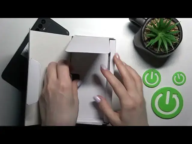 Video thumbnail for TCL 306 Does it Comes with Case in Box?