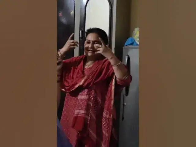 Video thumbnail for मौसी ने किया मस्त डांस #happy_lokgeet #viral #डांस #shortvideo #bhaktisadhna #हरियाणवी