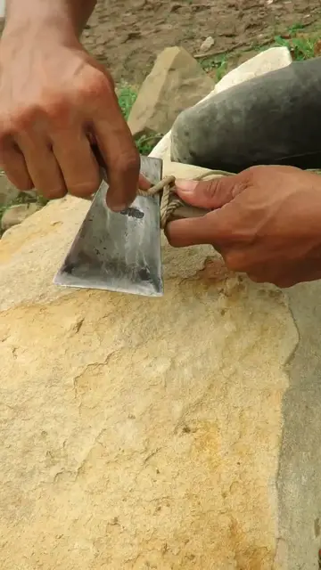 Video thumbnail for Survival Skills_ Man works great with a Ax #experiment #bushcraft