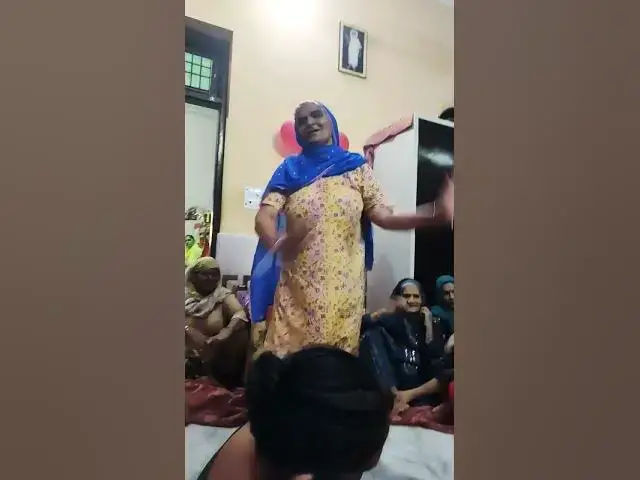 Video thumbnail for (मेरी सासू ने ठाले )माजरा डबास  आली 90साल की दादी ने किया मस्त डांस  #डांस #viral #shortvideo #delhi