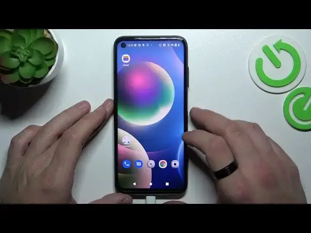 'Video thumbnail for How to Connect Headphones to HTC Desire 22 Pro - Plug In Headphones'