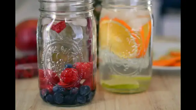 Video thumbnail for Flavored Water Recipe - How To Add Flavor To Water - Sweet y Salado