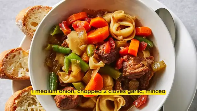 Video thumbnail for Slow-Cooker Beef Tortellini Soup