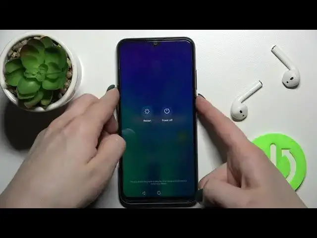 Video thumbnail for How to Force Shutdown on Honor 20e - Switch Off Phone