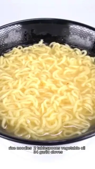 Video thumbnail for drunken noodles recipe