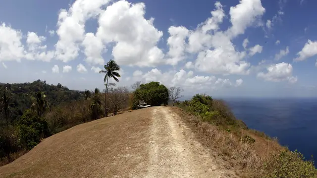 Video thumbnail for Jeepsafari auf Tobago mit Highland Waterfall