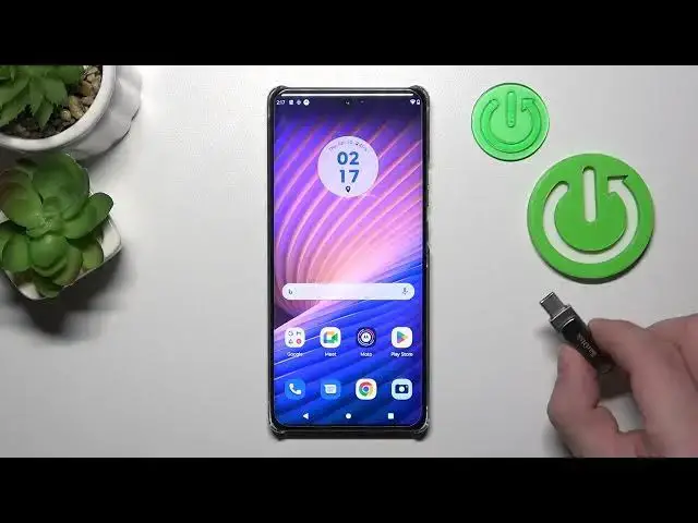 Video thumbnail for Input USB Flash Drive in MOTOROLA Moto X40 - Connect FlashDrive to Smartphone