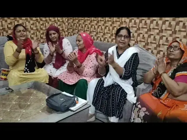 'Video thumbnail for राधे राधे बोल तेरी बाधा मिट जाएगी,राधा रानी का प्यारा भजन RADHE RADHE BOL TERI BADHA MIL JAYEGI'
