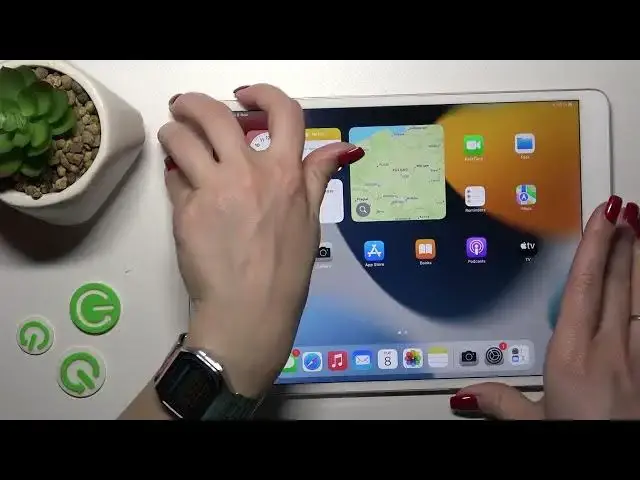 Video thumbnail for How to Change the Lock Screen Wallpaper on the iPad Pro 12.9' 2017