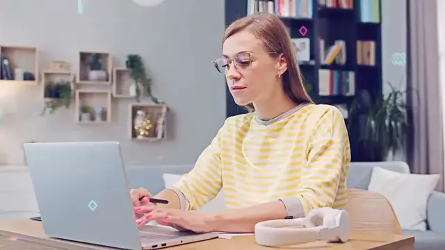 Video thumbnail for Freelance Fortunes: Strategies for Making Money as a Freelancer in 2024 - Your Definitive Guide to Financial Independence 💻💰