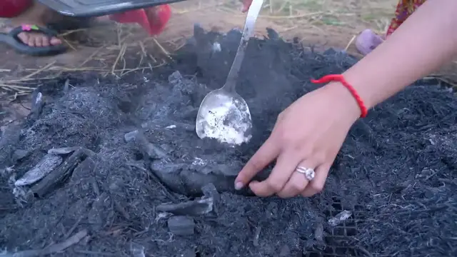 'Video thumbnail for Pork liver roasted with chili sauce cook recipe - Amazing video (720p 25fps)'