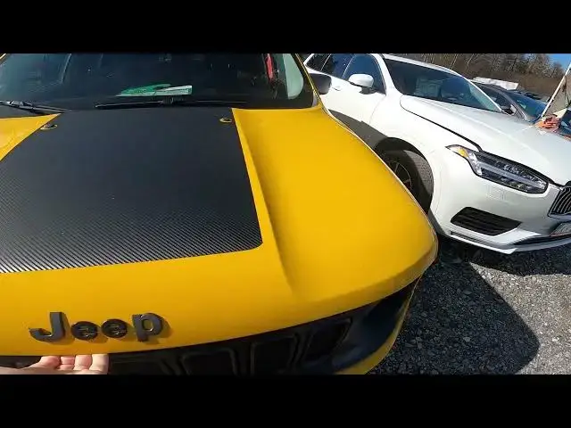 'Video thumbnail for How to Unlock and Lift the Hood Up in Jeep Renegade ( 2014 - now ) - Open Bonnet by Lever'
