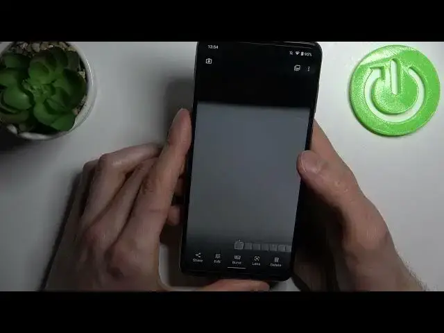 'Video thumbnail for How to Enter Camera Burst Shot Mode on MOTOROLA Moto G22'