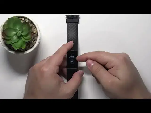 Video thumbnail for How to Set Up Alarm Clock on Fitbit Charge 4 - Turn on Alarm on FITBIT Charge 4 - Video Guide