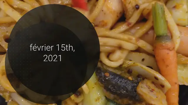 Video thumbnail for Tteokbokki / Gâteaux de riz à la sauce épicée / 떡볶이