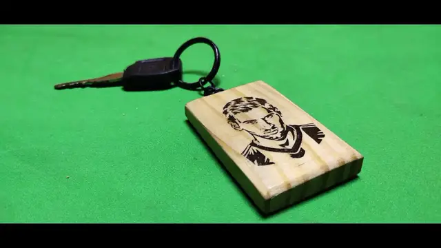 Video thumbnail for Make Messi photo  key ring