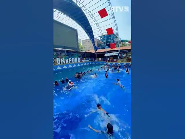 Video thumbnail for Wave Pool 🌊🏖️ at Delhi Water Park #shorts #waterpark