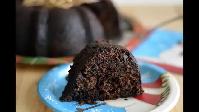 Video thumbnail for Colombian Black Cake Recipe | How To Make Colombian Wine Cake | SyS