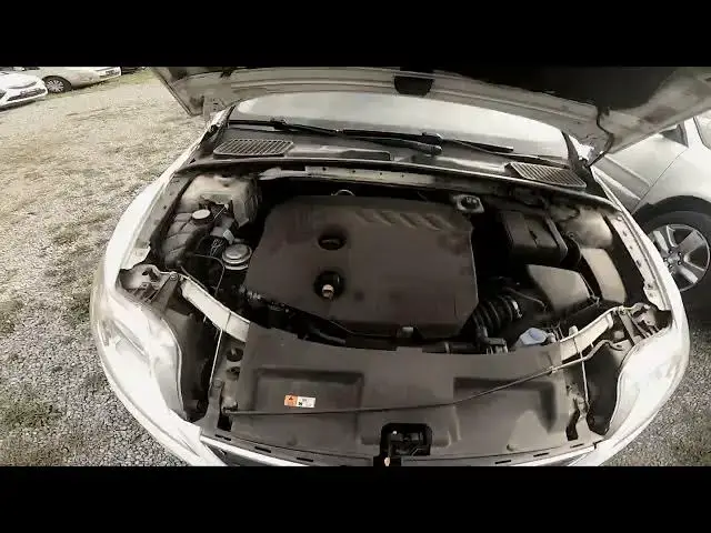 Video thumbnail for How to Lift the Hood Up in Ford Mondeo IV ( 2007 - 2014 ) - Open Bonnet by Lever