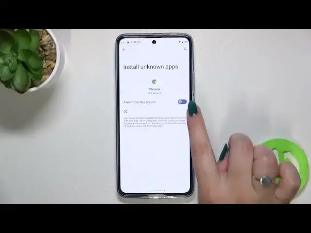 Video thumbnail for How to Allow Unknown Sources on MOTOROLA Edge 30 – Install Unknown Apps