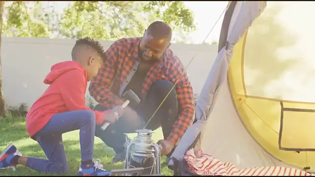 Video thumbnail for 10 Money Lessons Rich Parents Teach Their Kids