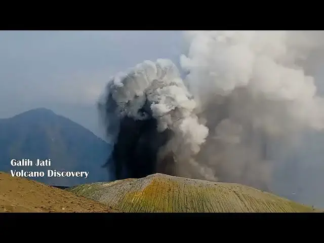'Video thumbnail for Anak Krakatau Eruption July 2023'