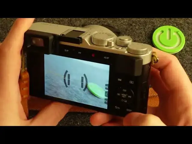 Video thumbnail for Leica D Lux 7 - How To Hide Display Interface
