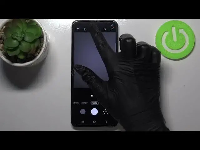 'Video thumbnail for How to Use Camera Timer in SAMSUNG Galaxy Z Flip3 5G - Set Up Camera Timer'