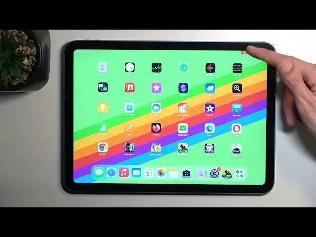 Video thumbnail for How to Record the Screen on the iPad 10th Gen (2022) - Use the Screen Recorder