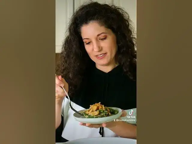 Video thumbnail for Vegan Green Bean Casserole #shorts
