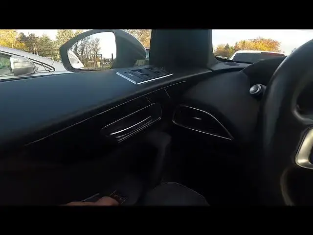 'Video thumbnail for How to Manually Lock or Unlock Doors in Jaguar F-Pace ( 2015 - now )  | Manage All Lock Doors'