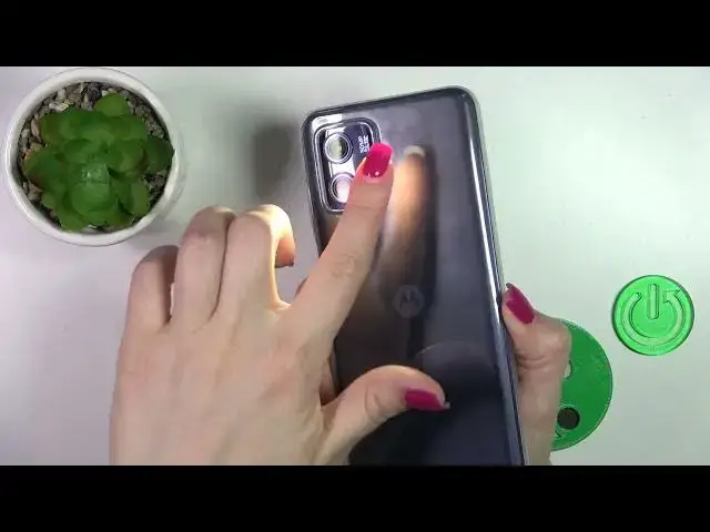 'Video thumbnail for How to Activate Flashlight in Motorola Moto G73 - Enable Torch Feature'