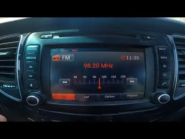 Video thumbnail for How to Manually Tune Radio Station in Kia Carens IV ( 2013 – 2018 ) - Adjust Radio Station