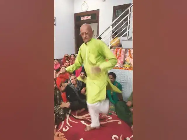 Video thumbnail for गदर डांस #happy_lokgeet #viral #डांस #shortvideo