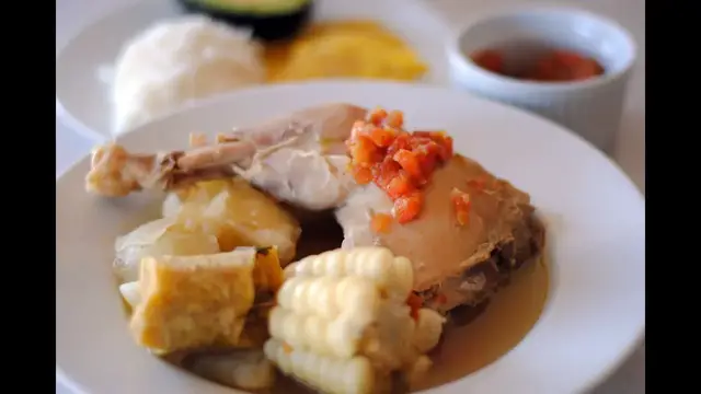 Video thumbnail for SANCOCHO DE GALLINA | Cómo Hacer Sancocho de Gallina | SyS