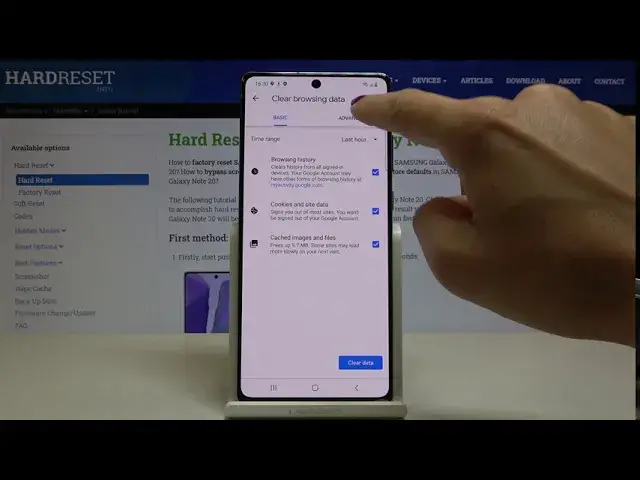 Video thumbnail for How to Clear Browsing Data on SAMSUNG Galaxy Note 20 – Delete Chrome History