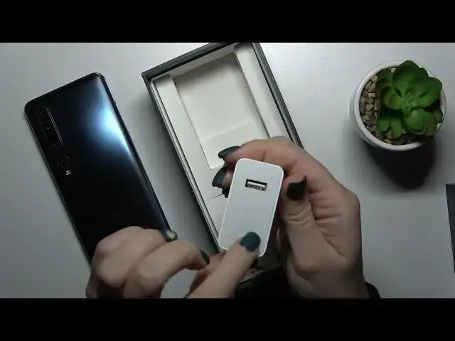 Video thumbnail for Does XIAOMI Mi 10 Pro Comes with Charger?