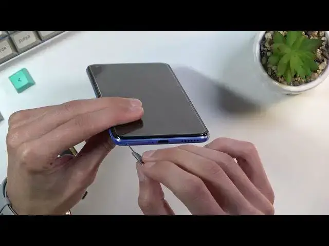 Video thumbnail for How to Insert SIM card and SD card into XIAOMI 11 Lite - Input SIM and SD Cards