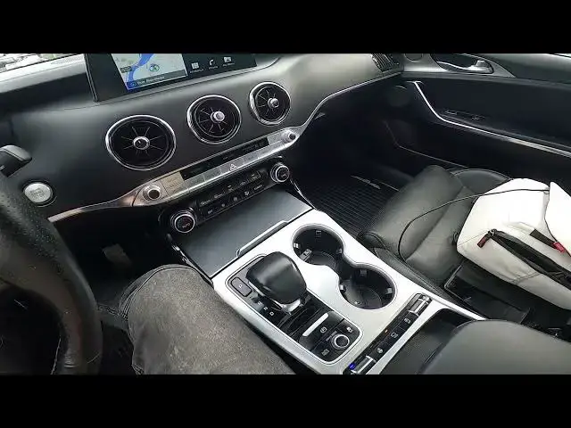 'Video thumbnail for How to Turn Steering Wheel Heating On or Off in Kia Stinger ( 2017 – now )'