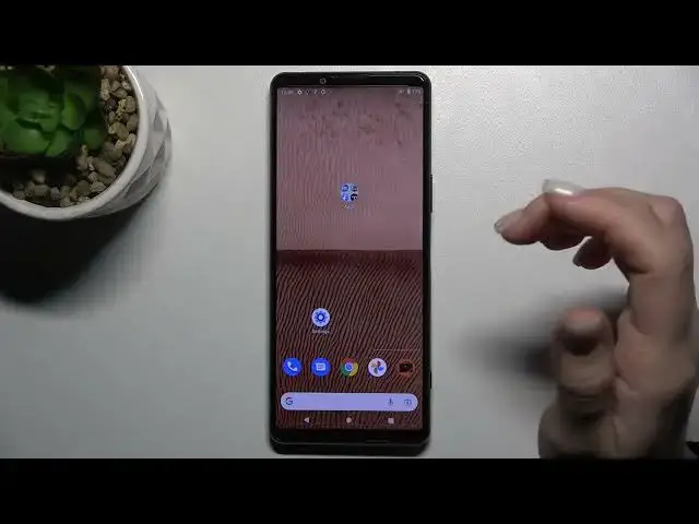 Video thumbnail for How to Organize Applications on Sony Xperia 5 III - Create Home Screen Folders